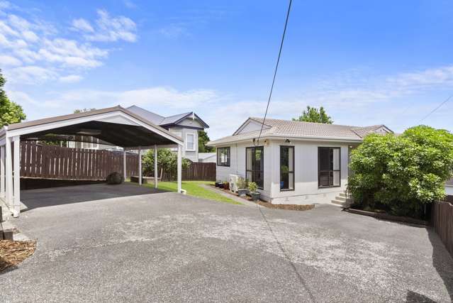 33 & 33a Hetherington Road Ranui_2