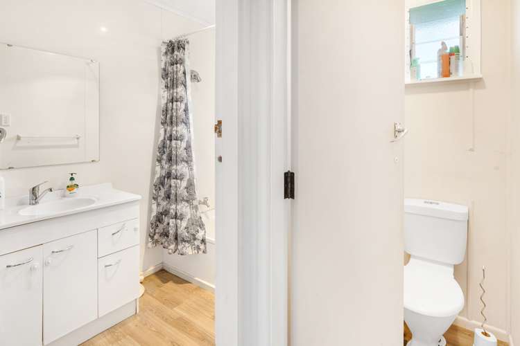 136 Masters Avenue Silverdale_11