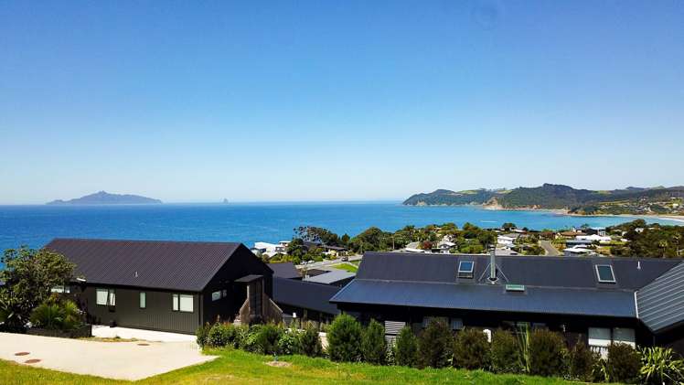 16B Blue Moon Rise_0