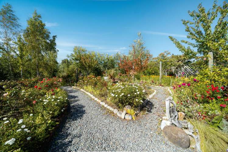 137 Birchwood Road Ohai_23