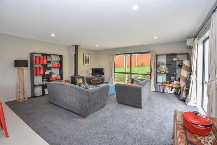 14 Clearwater Street Broad Bay_5