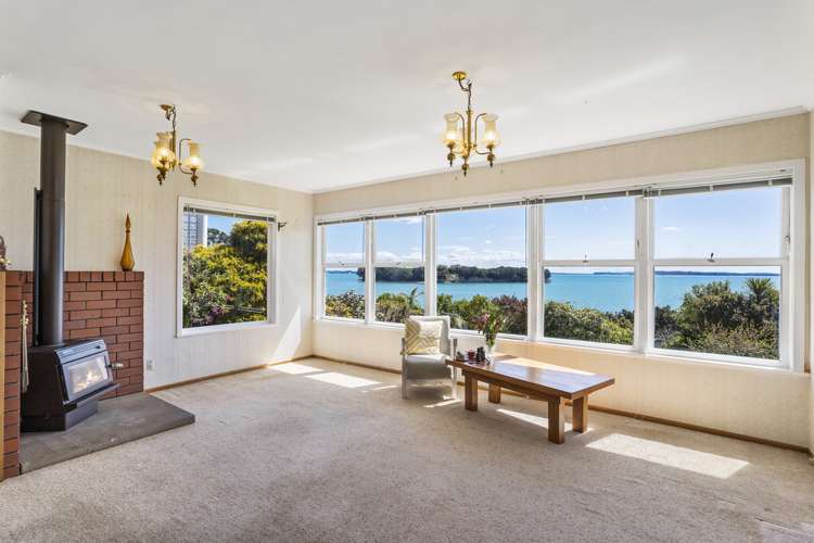 29 Hawke Crescent Beachlands_8