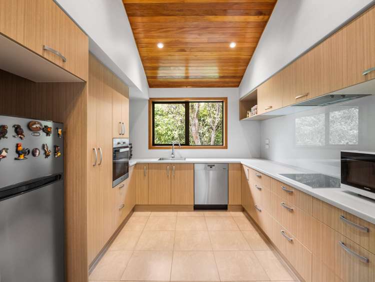 6 Zephyr Terrace Governors Bay_12