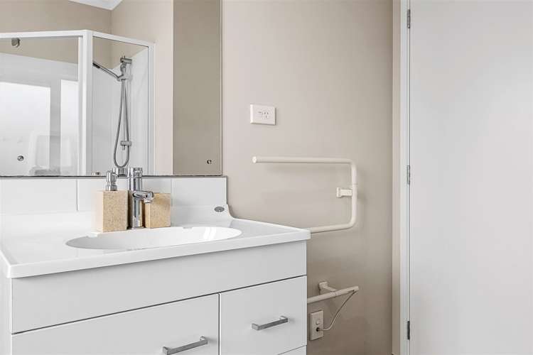 24 Farnborough Street Aranui_8