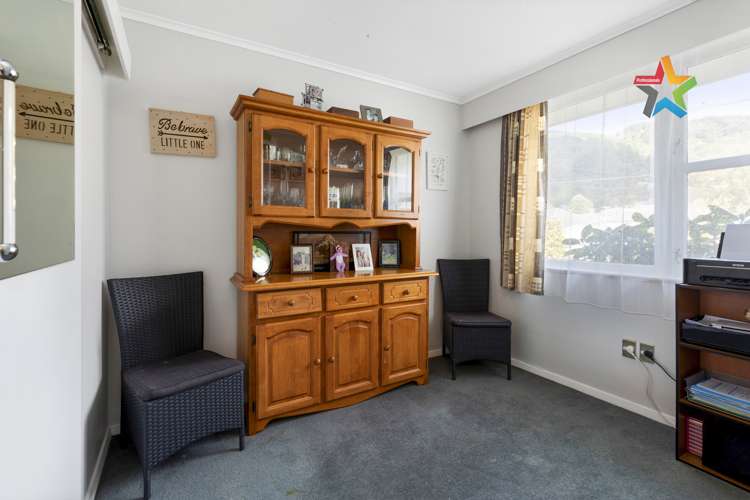 54 Holland Street Wainuiomata_8