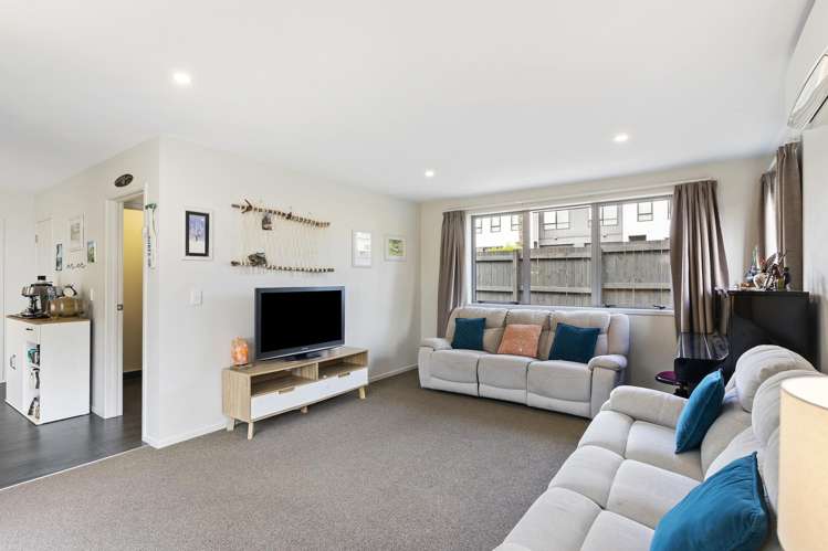 1A Grandison Crescent New Lynn_10