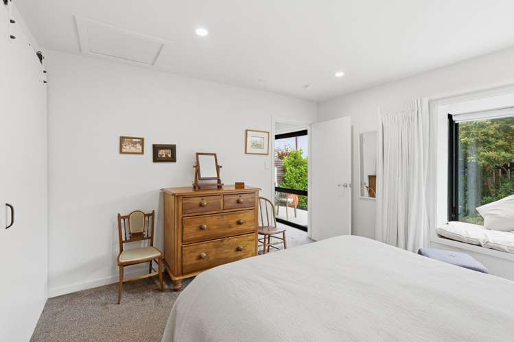 10/71b Main Road Redcliffs_8