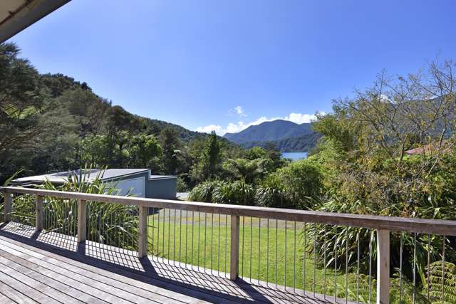 3215 Archers Road Tennyson Inlet_3