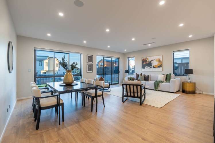 20 Headsail Drive_4
