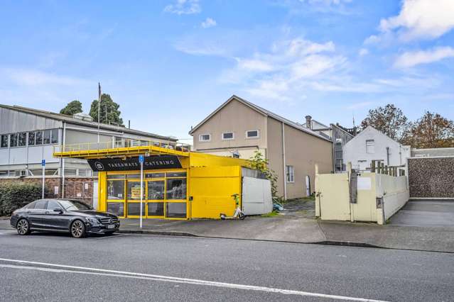 170 and 172 Onehunga Mall Onehunga_1