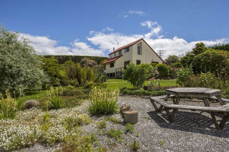 263a Ruahihi Road Kaimai_0