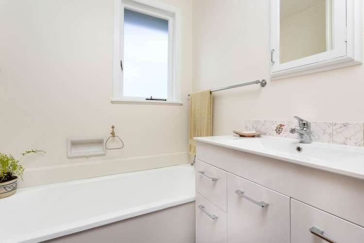 25 Nandana Drive Glen Eden_7