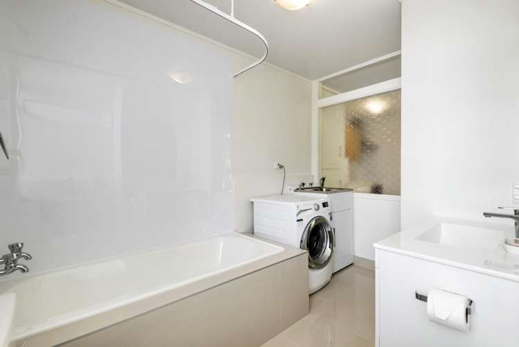 53 Parr Terrace Castor Bay_25