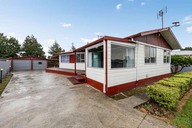 53 Karen Crescent Dinsdale_12