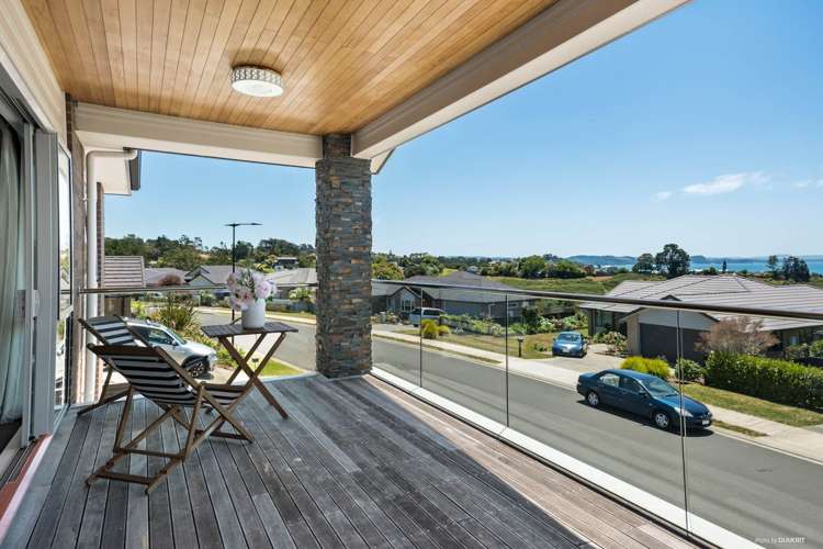 3 Ruth Craig Place Stanmore Bay_9