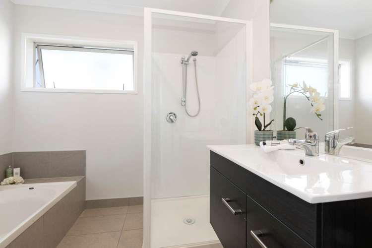 2 Maylee Crescent Gulf Harbour_14