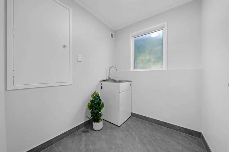 71 Knights Road Rothesay Bay_24