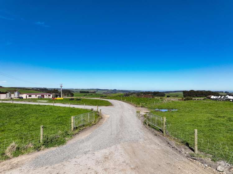 696 Jacks Hill Road Waimahaka_3