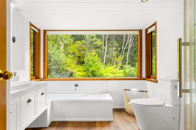 11c Longfellow Parade Glen Eden_13