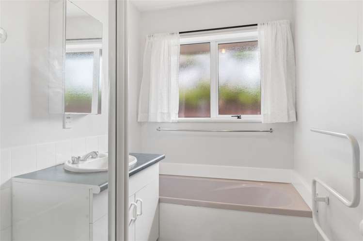 1/19 Siska Place Upper Riccarton_11