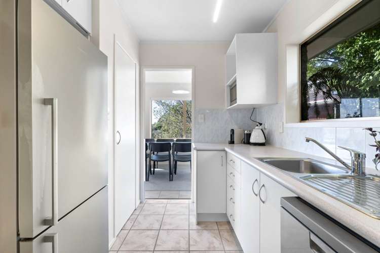 2/16 Malters Place Browns Bay_12