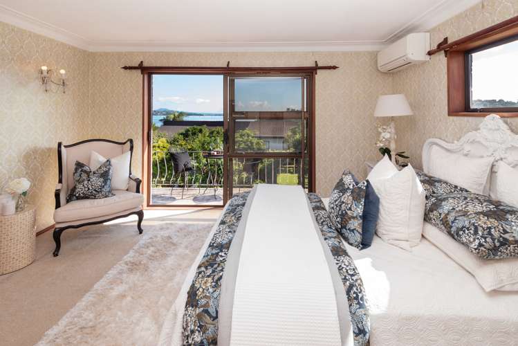 114 Bramley Drive Farm Cove_12