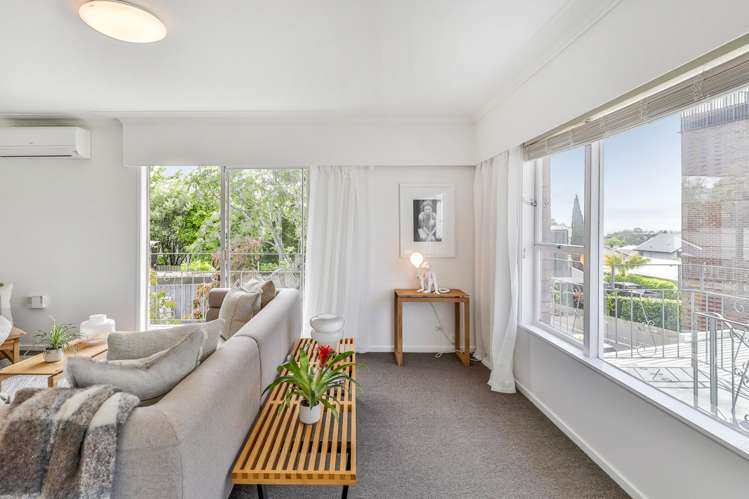 4/49 Western Springs Road Morningside_4