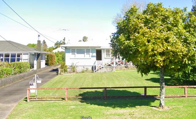 1 Rewarewa Road Te Atatu Peninsula_1