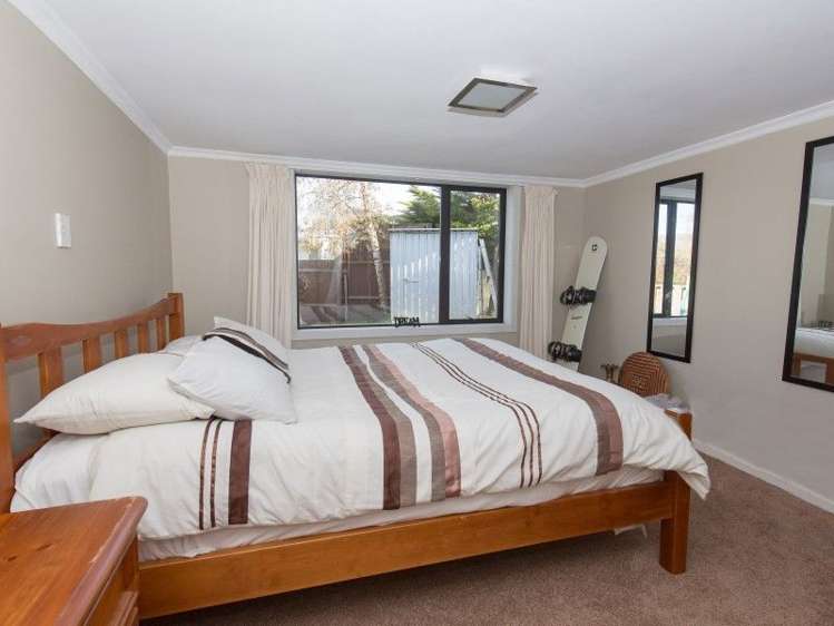 7 Bernard Road Albert Town_8