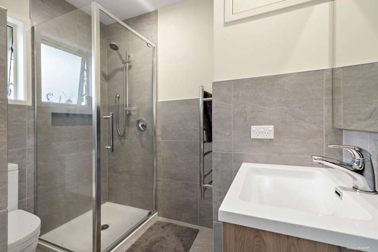 1/17 Lush Avenue Saint Johns_13