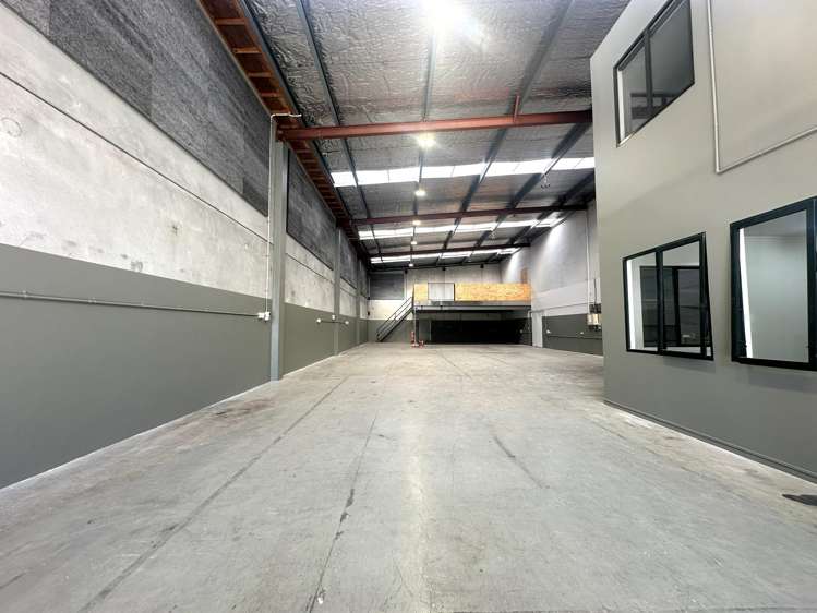 2/27 Cain Road Penrose_5