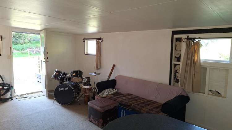 7 Ngaio Street Otaki Beach_8