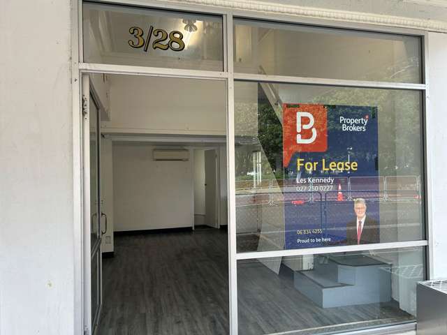 Boutique Clive Square for lease