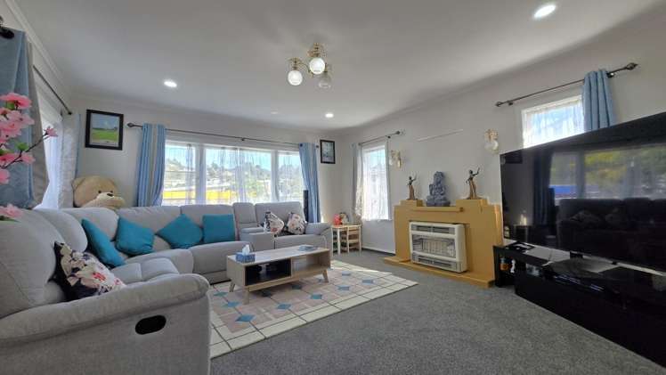 195 Stokes Valley Road Stokes Valley_5