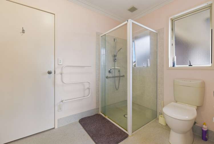 26/16 Rototuna Road Flagstaff_9