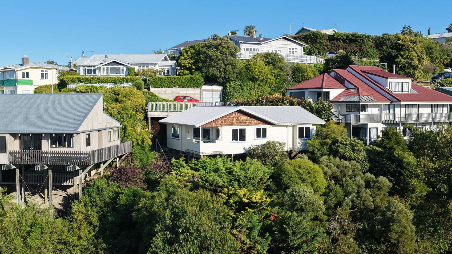 7 Guys Hill Road Hospital Hill_0