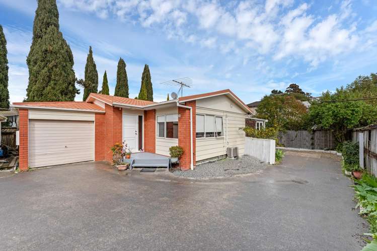 2/40 Chartwell Avenue_0