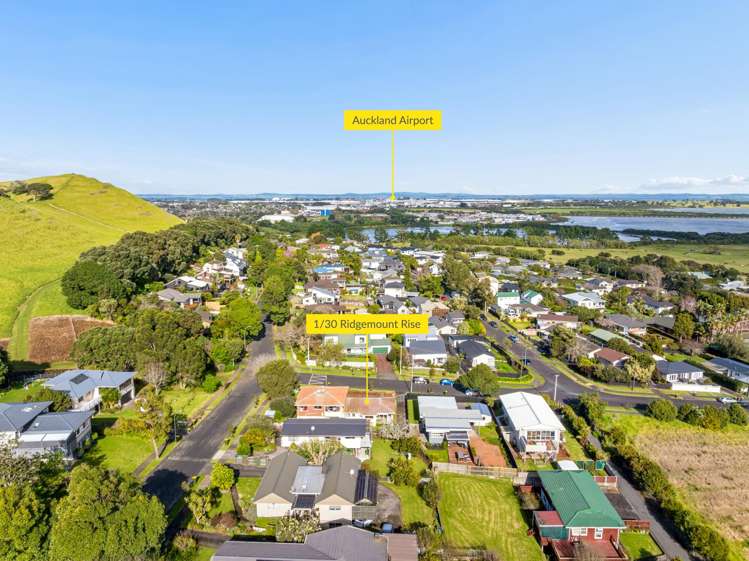 1/30 Ridgemount Rise Mangere Bridge_16