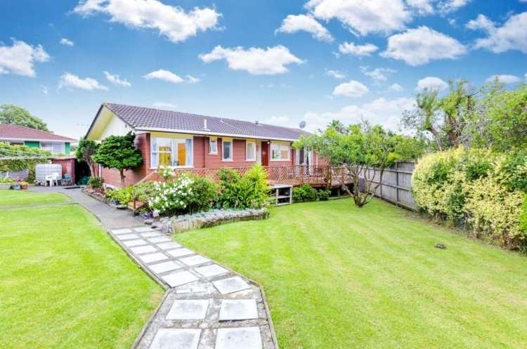 33b Beach Road Te Atatu Peninsula_1