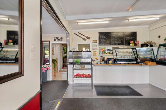 2002 Paparoa Valley Road Paparoa_4