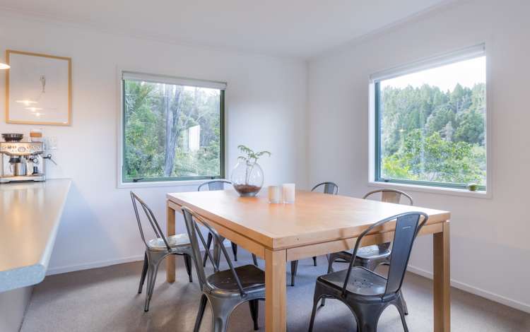 85 Laingholm Drive Laingholm_20