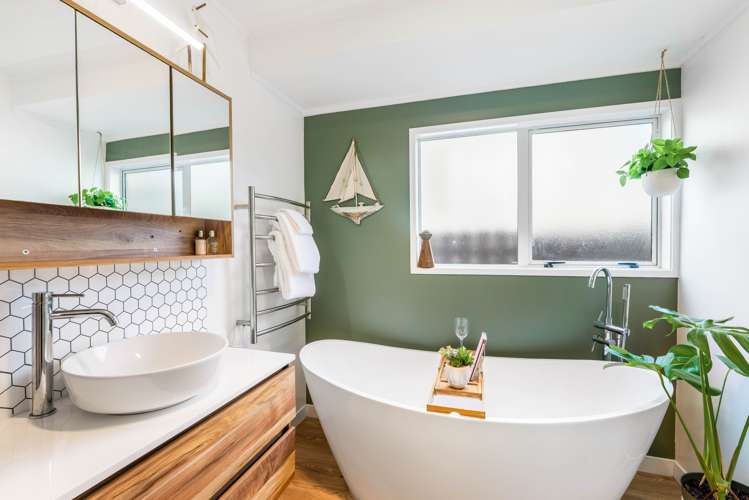 1 Mayer Place Ranui_2