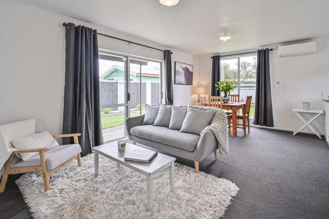 8b Walton Way Flaxmere_1