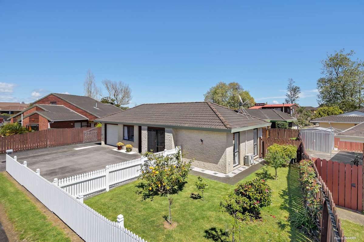 1/4 Pukeko Place_0