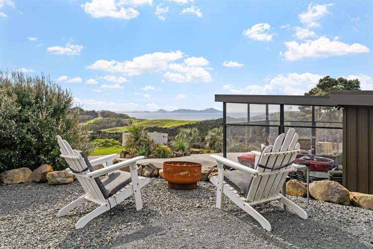 1570 Cove Road Mangawhai_44