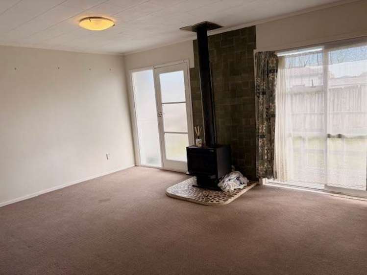 4 Chantal Place Papakura_2
