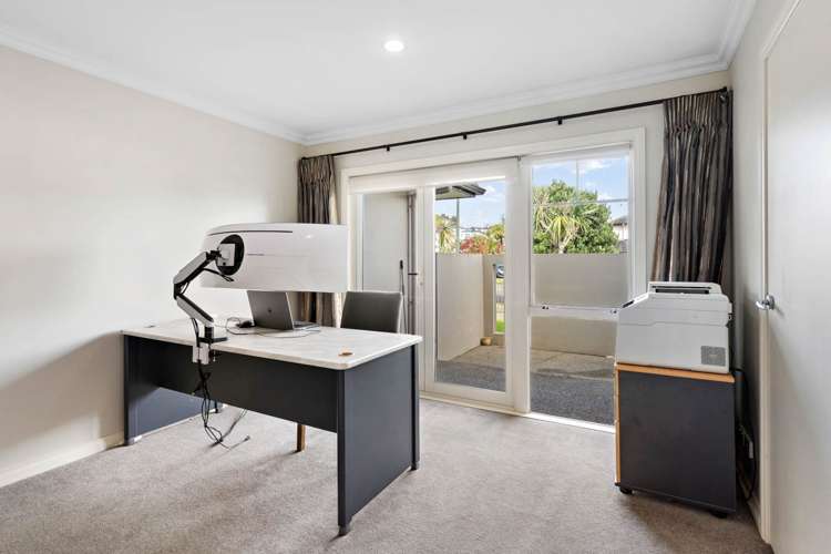 14 Armstrong Farm Drive East Tamaki Heights_23