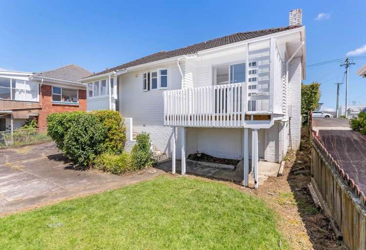 74 Oakdale Rd 1687_7