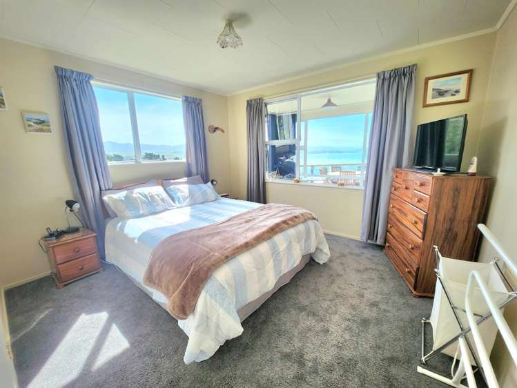 1 and 5 Wilson Street Moeraki_12