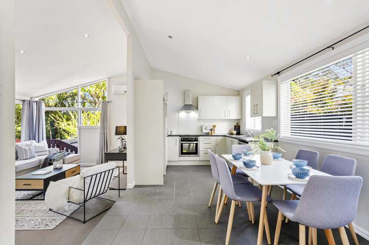 380 Huia Road Titirangi_3